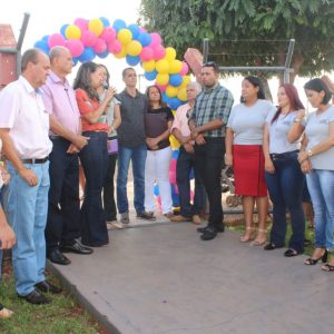 Autoridades fazem o lançamento das atividades no Novo Espaço do Projeto Aprendendo a Crescer no distrito de Chaveslândia (8) Autoridades fazem o lançamento das atividades no Novo Espaço do Projeto Aprendendo a Crescer no distrito de Chaveslândia (8)