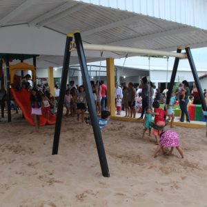 CEMEI Luíza Maria de Paula quase totalmente demolida é entregue após reconstrução e ampliação beneficiando 90 crianças a mais (43) CEMEI Luíza Maria de Paula quase totalmente demolida é entregue após reconstrução e ampliação beneficiando 90 crianças a mais (43)