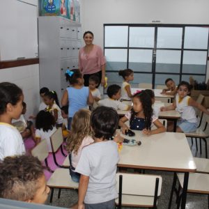 CEMEI Luíza Maria de Paula quase totalmente demolida é entregue após reconstrução e ampliação beneficiando 90 crianças a mais (51) CEMEI Luíza Maria de Paula quase totalmente demolida é entregue após reconstrução e ampliação beneficiando 90 crianças a mais (51)