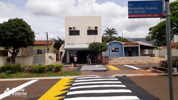 Faixa elevada para travessia de pedestres objetivo é garantir mais segurança no trânsito