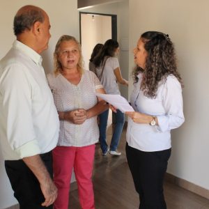 Projeto Social Prefeito, Vice-prefeito, Secretários e Vereadores entregam mais uma casa e garantem mais quatro casas ainda esse ano (30) Projeto Social Prefeito, Vice-prefeito, Secretários e Vereadores entregam mais uma casa e garantem mais quatro casas ainda esse ano (30)