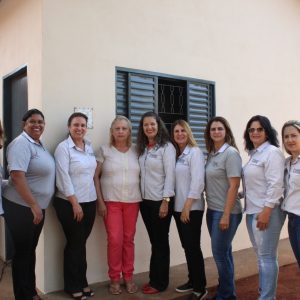 Projeto Social Prefeito, Vice-prefeito, Secretários e Vereadores entregam mais uma casa e garantem mais quatro casas ainda esse ano (35) Projeto Social Prefeito, Vice-prefeito, Secretários e Vereadores entregam mais uma casa e garantem mais quatro casas ainda esse ano (35)