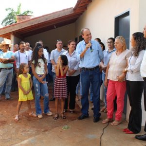 Projeto Social Prefeito, Vice-prefeito, Secretários e Vereadores entregam mais uma casa e garantem mais quatro casas ainda esse ano (5) Projeto Social Prefeito, Vice-prefeito, Secretários e Vereadores entregam mais uma casa e garantem mais quatro casas ainda esse ano (5)