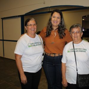 Palestras sobre Sucessão Familiar no Campo e Saúde da Mulher marcam Encontro da Mulher Rural em Santa Vitória (37) Palestras sobre Sucessão Familiar no Campo e Saúde da Mulher marcam Encontro da Mulher Rural em Santa Vitória (37)