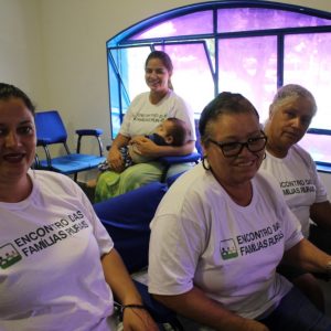 Palestras sobre Sucessão Familiar no Campo e Saúde da Mulher marcam Encontro da Mulher Rural em Santa Vitória (51) Palestras sobre Sucessão Familiar no Campo e Saúde da Mulher marcam Encontro da Mulher Rural em Santa Vitória (51)