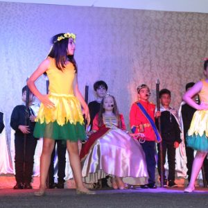 Prefeito e Primeira-Dama prestigiam evento musical da Escola de Música Musicando (41)