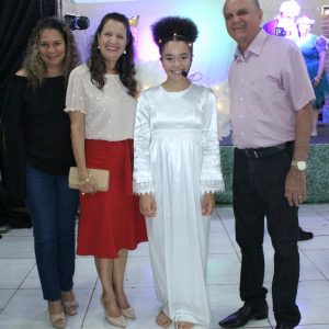 Prefeito e Primeira-Dama prestigiam evento musical da Escola de Música Musicando (6)
