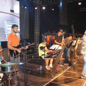 Com Grupo SPACE BAND, Premiação dos Blocos e homenagem aos parceiros acontece o encerramento do Carnaval Santa Vitória 2020 (20) Com Grupo SPACE BAND, Premiação dos Blocos e homenagem aos parceiros acontece o encerramento do Carnaval Santa Vitória 2020 (20)