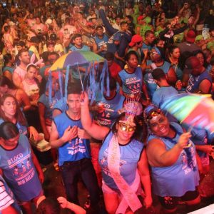 Com Grupo SPACE BAND, Premiação dos Blocos e homenagem aos parceiros acontece o encerramento do Carnaval Santa Vitória 2020 (23) Com Grupo SPACE BAND, Premiação dos Blocos e homenagem aos parceiros acontece o encerramento do Carnaval Santa Vitória 2020 (23)