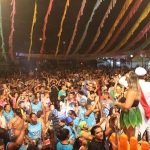 Com Grupo SPACE BAND, Premiação dos Blocos e homenagem aos parceiros acontece o encerramento do Carnaval Santa Vitória 2020 (68) Com Grupo SPACE BAND, Premiação dos Blocos e homenagem aos parceiros acontece o encerramento do Carnaval Santa Vitória 2020 (68)