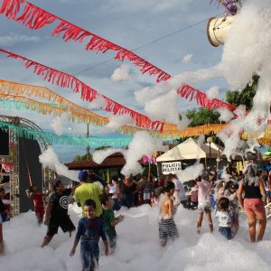 Prefeitura de Santa Vitória realiza Matinê de Carnaval para a criançada na tarde de segunda-feira (34) Prefeitura de Santa Vitória realiza Matinê de Carnaval para a criançada na tarde de segunda-feira (34)