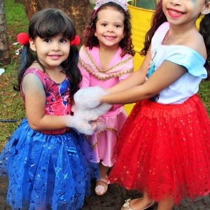 Prefeitura de Santa Vitória realiza Matinê de Carnaval para a criançada na tarde de segunda-feira (65) Prefeitura de Santa Vitória realiza Matinê de Carnaval para a criançada na tarde de segunda-feira (65)