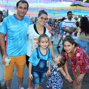 Prefeitura de Santa Vitória realiza Matinê de Carnaval para a criançada na tarde de segunda-feira (80) Prefeitura de Santa Vitória realiza Matinê de Carnaval para a criançada na tarde de segunda-feira (80)