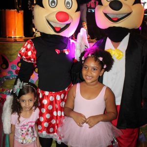 Prefeitura de Santa Vitória realiza Matinê de Carnaval para a criançada na tarde de segunda-feira (94) Prefeitura de Santa Vitória realiza Matinê de Carnaval para a criançada na tarde de segunda-feira (94)