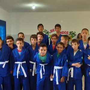 Com apenas quatro meses em atendimento, Projeto Aprendendo a Crescer do distrito de Chaveslândia atrai um grande número de alunos (23)