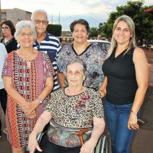 Com homenagens, Administração inaugura praça e estacionamento “Orlando Franzão” (5) Com homenagens, Administração inaugura praça e estacionamento “Orlando Franzão” (5)