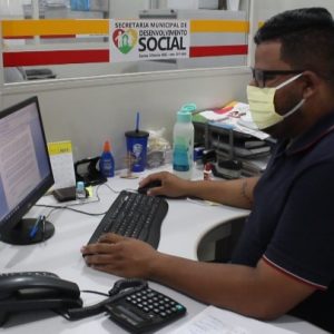 Secretaria de Desenvolvimento Social mantém serviços essenciais no atendimento de assistência social e inicia confecção de máscaras (17) Secretaria de Desenvolvimento Social mantém serviços essenciais no atendimento de assistência social e inicia confecção de máscaras (17)
