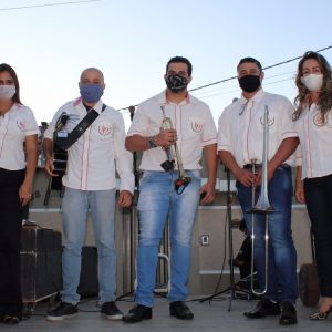 Centro Municipal de Cultura e Arte faz homenagem ao Dia das Mães pelas ruas de Santa Vitória (4) Centro Municipal de Cultura e Arte faz homenagem ao Dia das Mães pelas ruas de Santa Vitória (4)