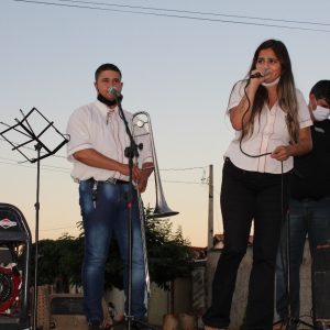 Centro Municipal de Cultura e Arte faz homenagem ao Dia das Mães pelas ruas de Santa Vitória (5) Centro Municipal de Cultura e Arte faz homenagem ao Dia das Mães pelas ruas de Santa Vitória (5)
