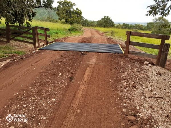 Mata-burro instalado na região do Borá