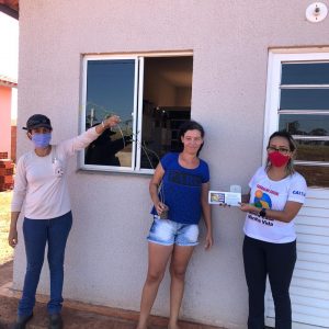 Mudas de crotalária são distribuídas para ajudar no combate à dengue em Santa Vitória (2)