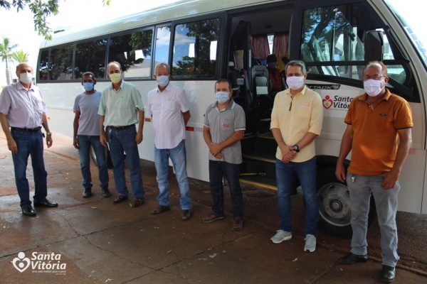 Novo micro-ônibus faz o transporte de pacientes para o tratamento de hemodiálise em Ituiutaba 2