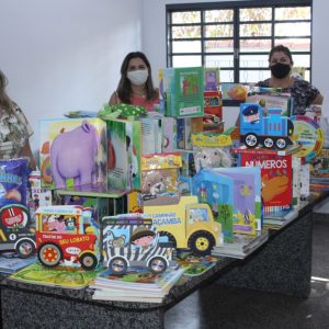 Bibliotecas Infantis são adquiridas para CEMEIS E Creche (17) Bibliotecas Infantis são adquiridas para CEMEIS E Creche (17)