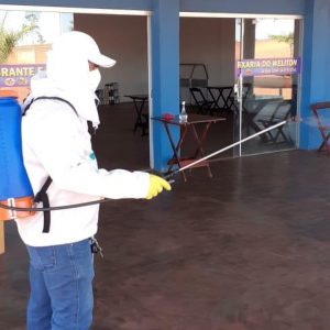 Prefeitura realiza higienização e desinfecção no distrito de Chaveslândia (1)
