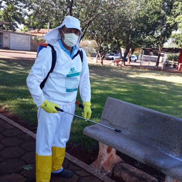 Prefeitura realiza higienização e desinfecção no distrito de Chaveslândia (7)