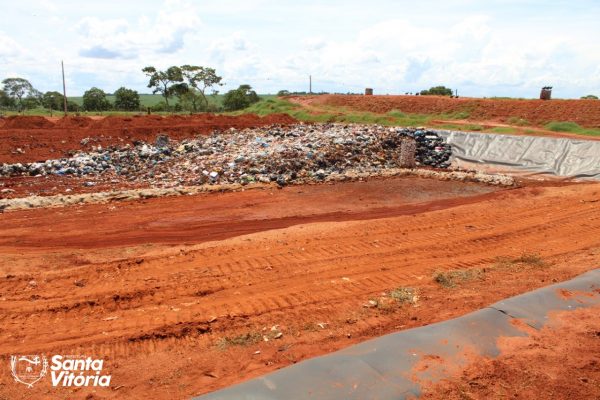 Conscientização e reciclagem podem aumentar a vida útil do Aterro Sanitário de Santa Vitória (1)