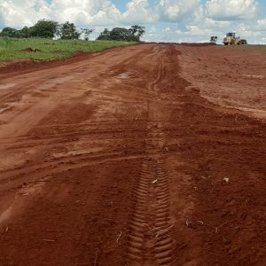 Prefeitura realiza obras de levantamento da estrada na região das Piranhas (10) Prefeitura realiza obras de levantamento da estrada na região das Piranhas (10)