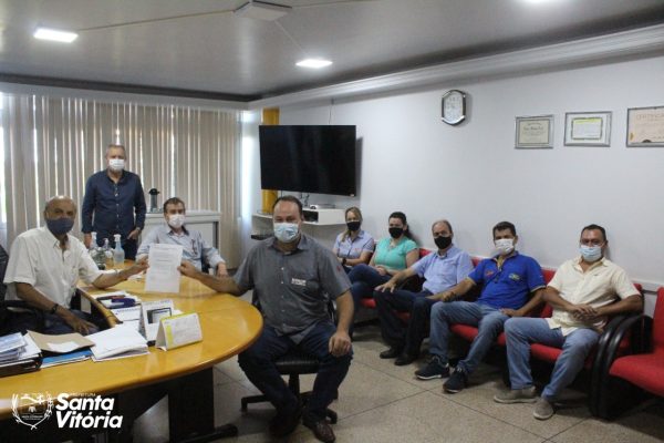 Prefeito Salim Curi recebe Presidente da ACISV e empresários