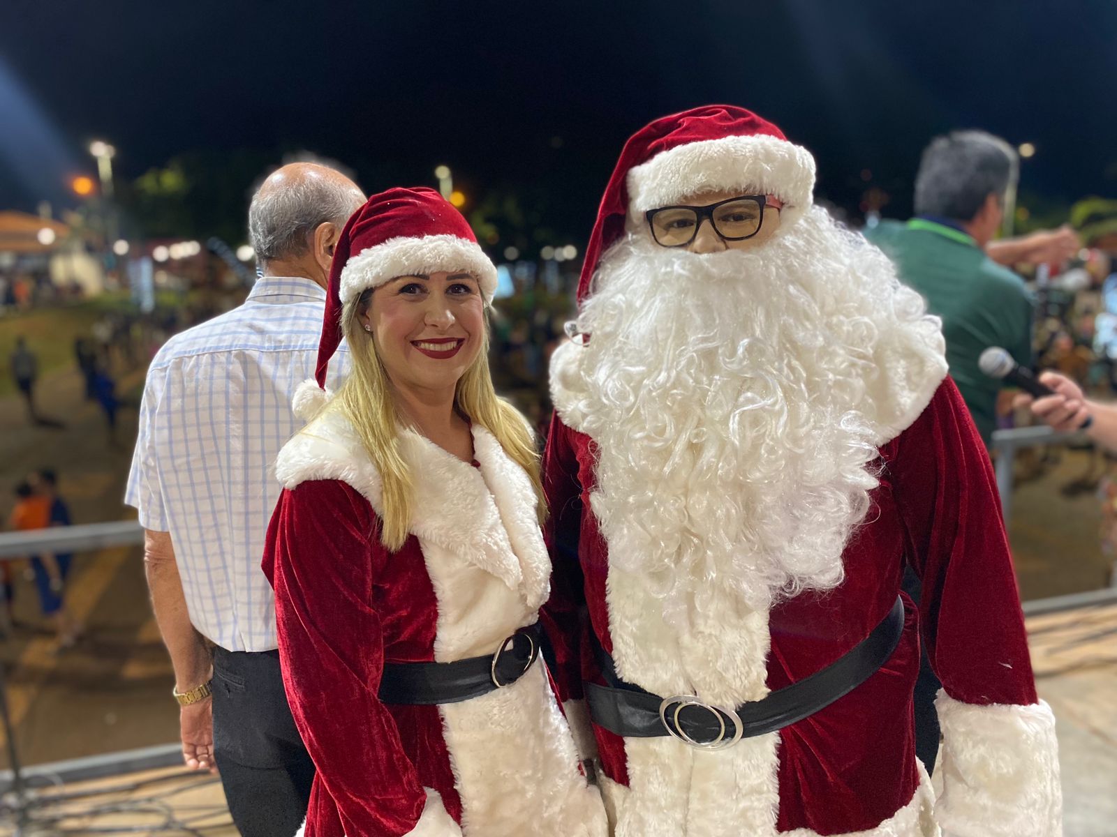Natal Luz e Papai Noel tem chegada em Santa Vitória na última sexta-feira  (25) - Prefeitura Municipal de Santa Vitória-MG