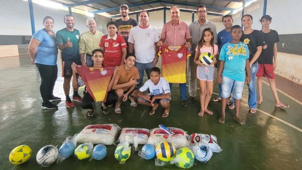 Entrega material esportivo