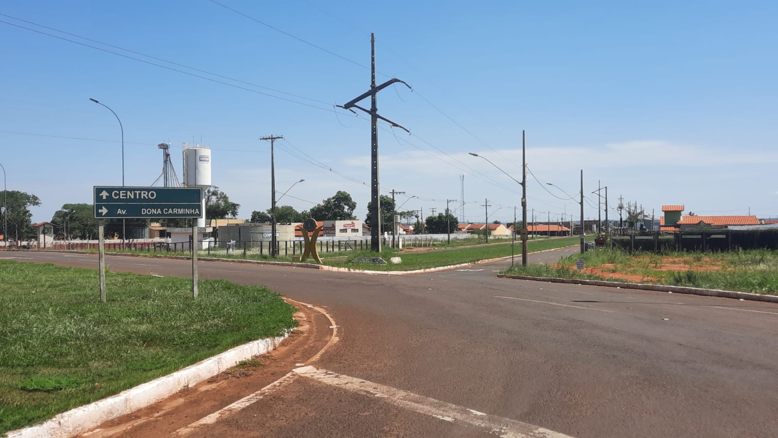 avenida Dona Carminha